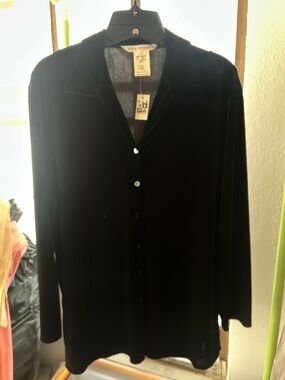 Max Studio Black Velvet V-Neck Button Front Sweater